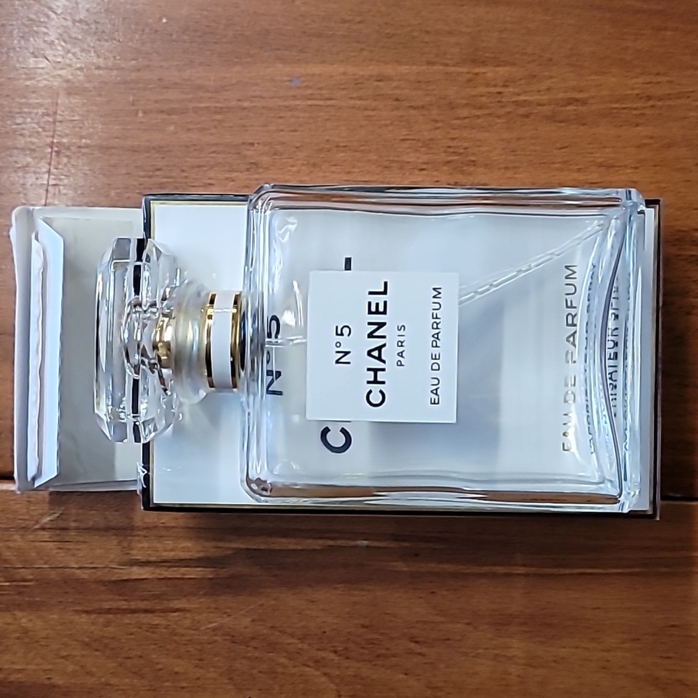 Chanel Set - Picture 2 of 4